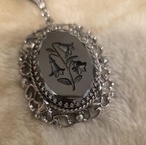 Elegant Floral Pendant Necklace By Whinting Davis